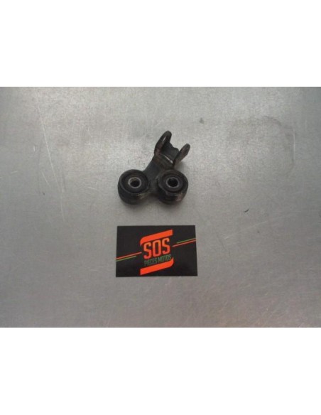 Platine avant gauche repose pied SUZUKI DR 800 1990 - 1997