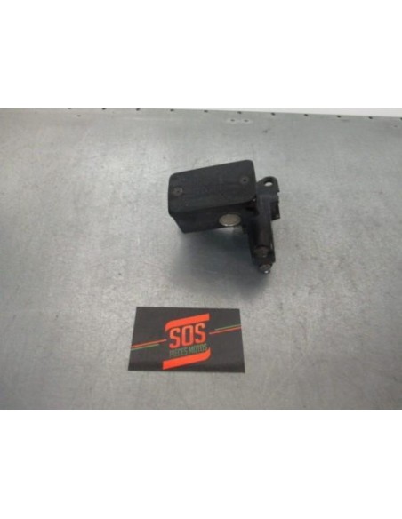 Maître cylindre de frein avant SUZUKI BURGMAN 650 2001 - 2005