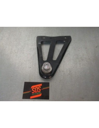 Patte de fixation silencieux d’échappement SUZUKI BURGMAN 650 2001 - 2005