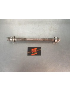 Axe de roue arrière HONDA CB 750 1978 - 1982