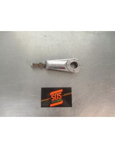 Axe de roue arrière  -  Tirant d'axe HONDA CB 750 1978 - 1982