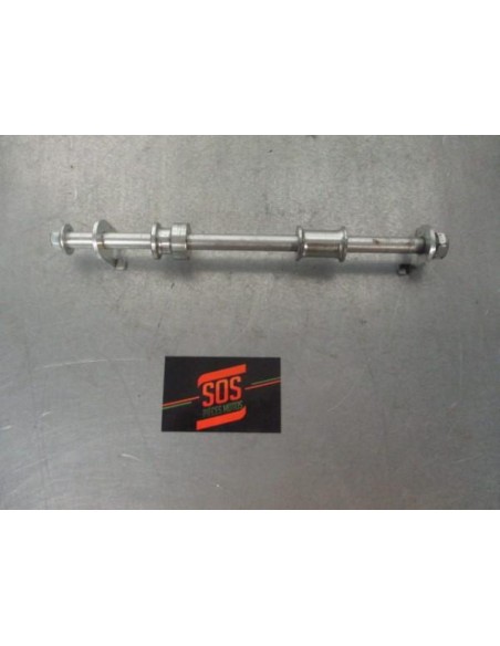 Axe de roue arrière HONDA CBF 125 2009 - 2015