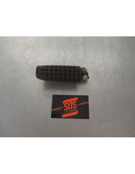 Repose pied passager droit HONDA CBF 125 2009 - 2015