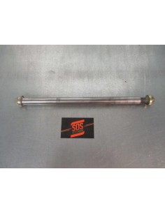 Axe de roue arrière TRIUMPH TROPHY 900/1200 1996 - 2002