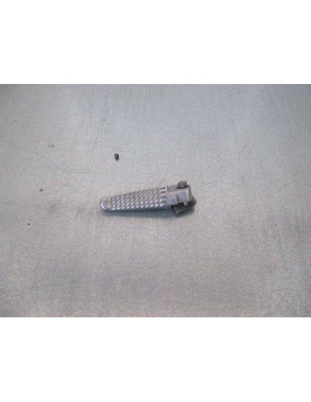 Repose pied passager gauche SUZUKI GSXR 750 1996 - 1997