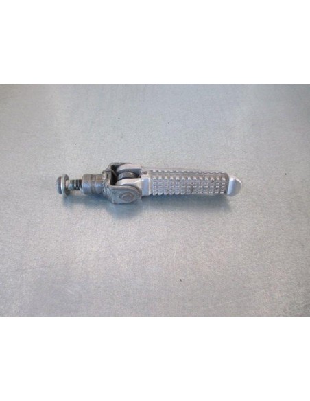 Repose pied conducteur avant gauche SUZUKI GSXR 600 1997 - 1999