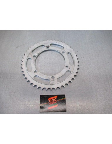 Couronne 45 dents SUZUKI GSXR 600 1997 - 1999