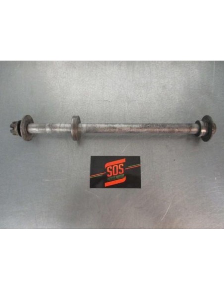 Axe de roue arrière YAMAHA TENERE 750 1989  -  1995