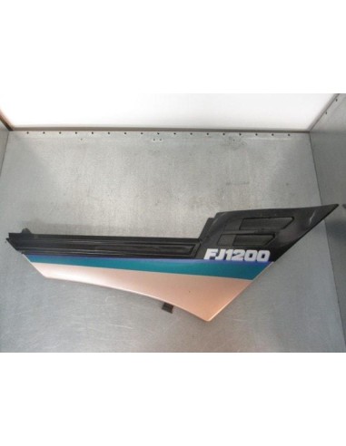 Carénage sous selle droit YAMAHA FJ 1200 1984  -  1996