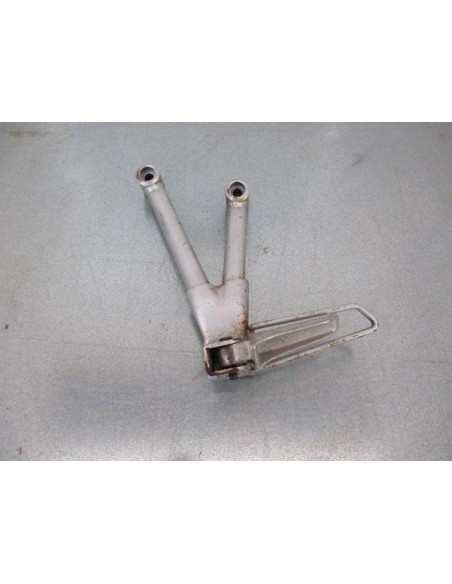 Platine repose pied passager arrière gauche SUZUKI BANDIT 600 2000 - 2004