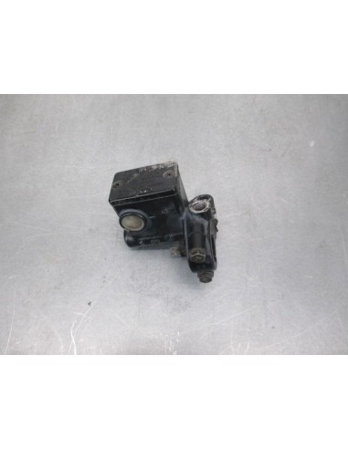 Maître cylindre de frein avant SUZUKI DR 800 1990  -  1997
