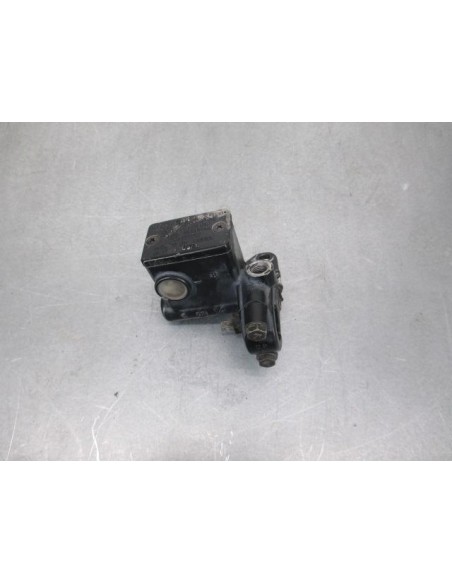 Maître cylindre de frein avant SUZUKI DR 800 1990  -  1997