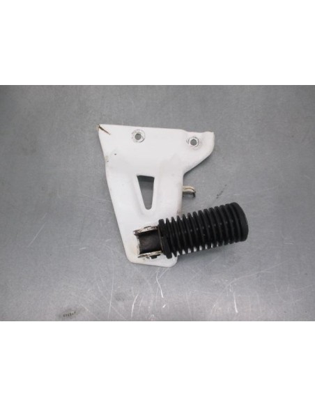 Platine repose pied passager arrière gauche SUZUKI DR 800 1990 - 1997