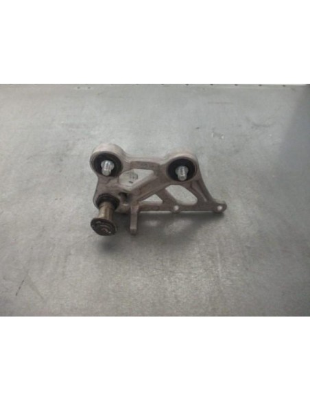 Platine avant droite repose pied HONDA CBR 1000 F 1993 - 1996