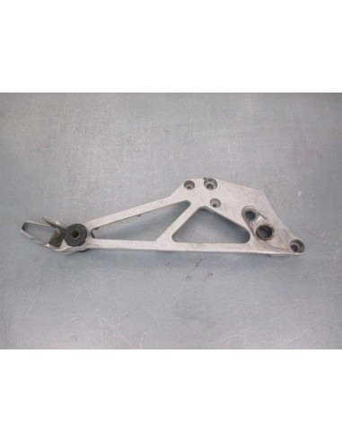 Platine droite repose pied HONDA VF 1000 F2 1985 - 1987