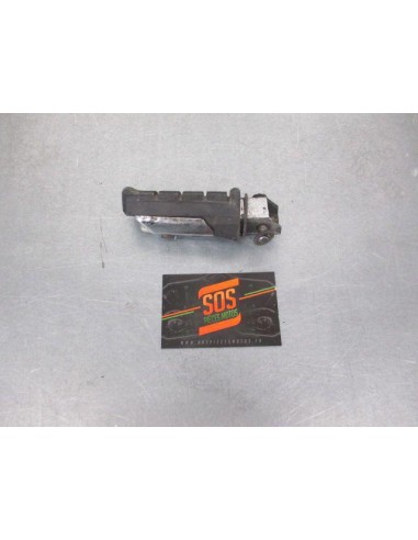 Repose pied passager gauche HONDA VF 1000 F2 1985 - 1987
