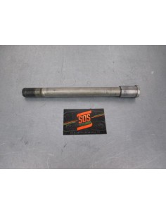 Axe de roue avant KAWASAKI Z 750 2007  -  2013