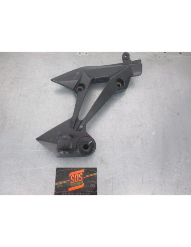Platine repose pied passager arrière droite KAWASAKI Z 750 2007 - 2013