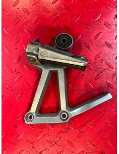 Platine repose pied passager arrière droite YAMAHA FAZER 600 1998 - 2003