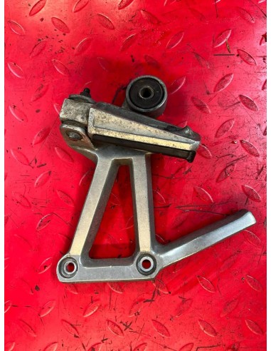 Platine repose pied passager arrière droite YAMAHA FAZER 600 1998 - 2003