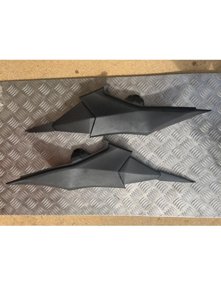 Carénage sous selle / réservoir gauche et droit KAWASAKI ZX 10R 2011  -  2015