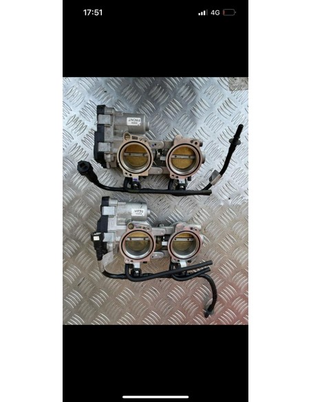 Rampe d’injection APRILIA TUONO V4 2011  -  2014