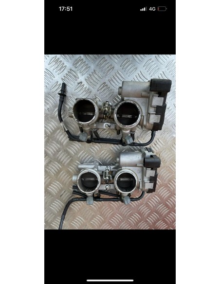 Rampe d’injection APRILIA TUONO V4 2011  -  2014