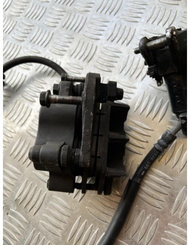 Maitre cylindre et étrier de frein avant HONDA CBF 500 2004  -  2007