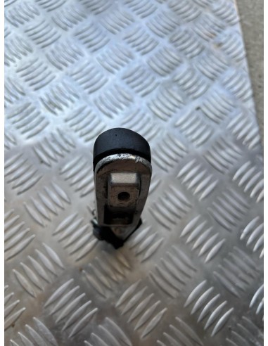 Repose pied conducteur gauche KAWASAKI Z1000 2004 - 2007