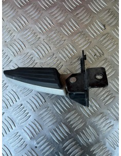 Platine repose pied passager arrière droite PEUGEOT CITYSTAR 125 2011 - 2019