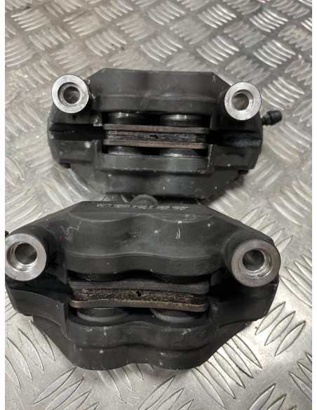 Étrier de frein avant SUZUKI GSXR 600 2006 - 2007