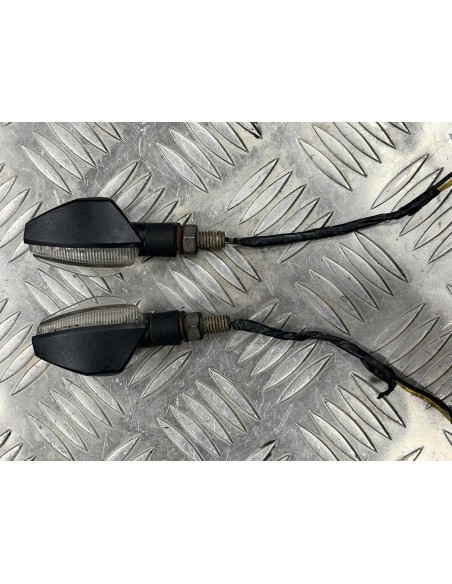 Clignotant avant / arrière gauche et droit YAMAHA R1 2007  -  2008