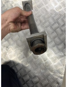 Axe de roue arrière YAMAHA R1 2007  -  2008