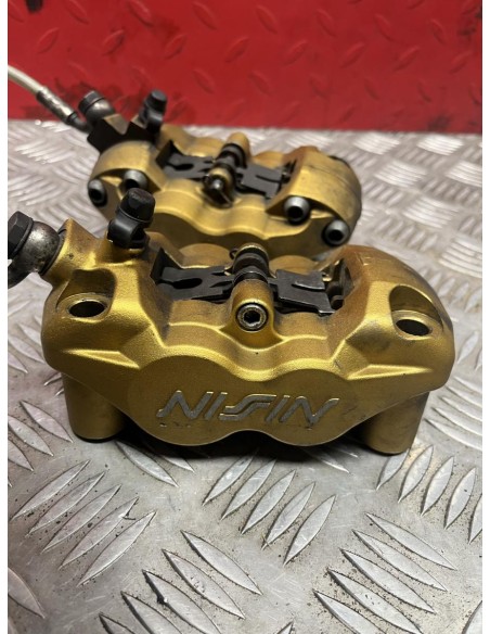 Étrier de frein avant TRIUMPH SPEED TRIPLE 1050 2005 - 2009