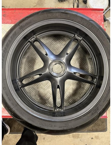 Jante arrière TRIUMPH SPEED TRIPLE 1050 2004  -  2007