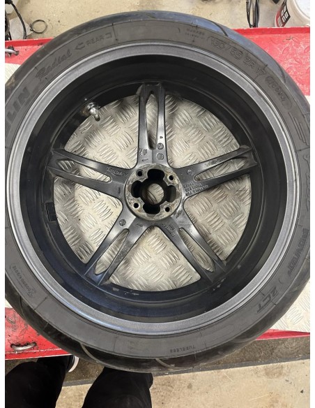 Jante arrière TRIUMPH SPEED TRIPLE 1050 2004  -  2007