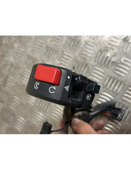 Commodo droit SUZUKI SV 650 2004  -  2012