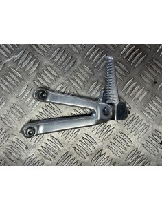 Platine repose pied passager arrière gauche YAMAHA R1 1998 - 2001