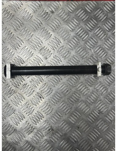 Axe de roue arrière YAMAHA R1 1998  -  2001