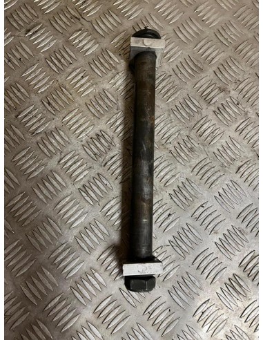 Axe de roue arrière YAMAHA R1 2002  -  2003