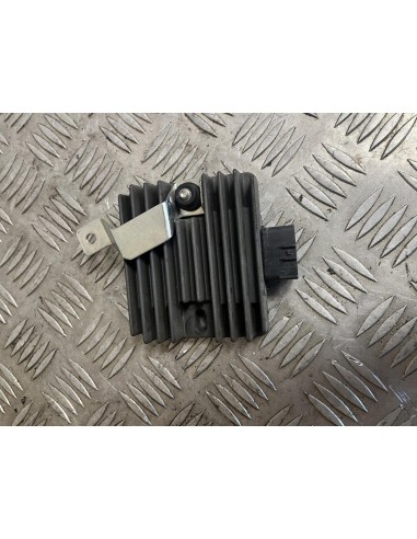 Régulateur de tension MV AGUSTA BRUTALE 1090 2013  -  2017