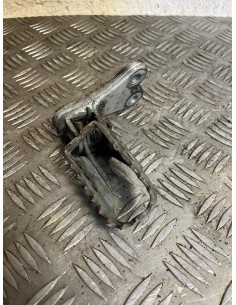 Platine avant gauche repose pied YAMAHA TTR 600 1994 - 2006