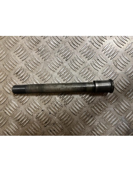 Axe de roue avant KAWASAKI Z1000 2003 - 2006