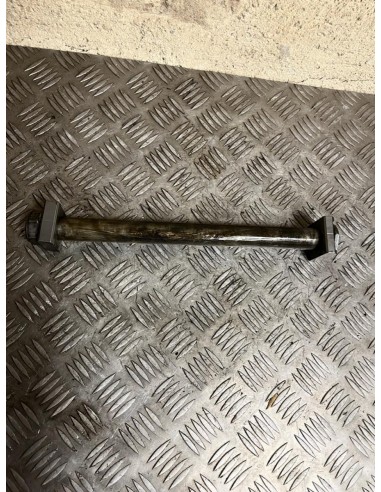 Axe de roue arrière HONDA CBR 1000 2012  -  2016