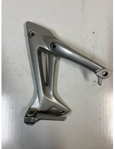 Platine repose pied passager arrière droite HONDA VFR VTEC 800 2002 - 2013