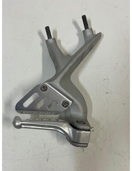 Platine repose pied passager arrière droite APRILIA RSV4 2009 - 2014