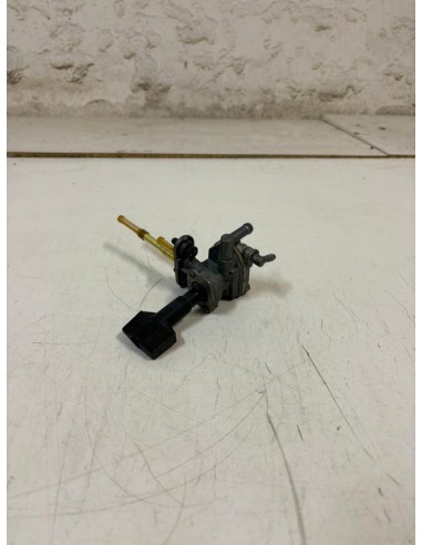 Robinet d’essence SUZUKI BANDIT 600 S 2000  -  2004