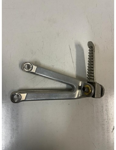 Platine repose pied passager arrière gauche YAMAHA R1 2002 - 2003