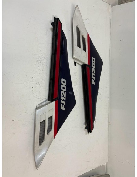 Carénage sous selle gauche et droit YAMAHA FJ 1200 1986 - 1987