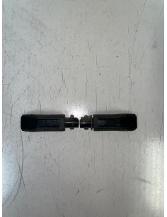 Repose pied passager gauche et droit HONDA CBR 125 2011  -  2018